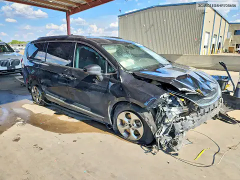 2C4RC1EG8HR705656 — 2017 Chrysler Pacifica, фото 4 с аукциона Copart 19.10.2026, Передняя часть