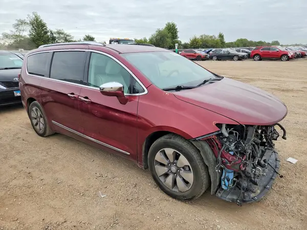 2C4RC1N75HR655167 — 2017 Chrysler Pacifica, фото 4 с аукциона Copart, Передняя часть