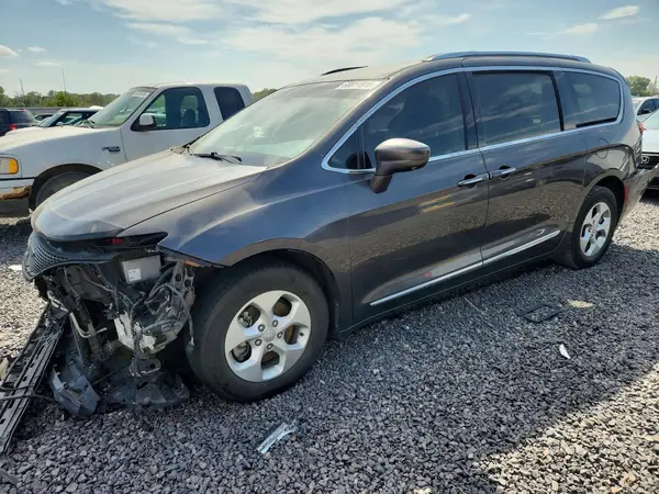 2C4RC1EG5HR752479 — 2017 Chrysler Pacifica, Передняя часть (Front End), фото до ремонта