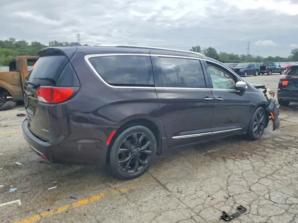 2C4RC1GGXHR556020 — 2017 Chrysler Pacifica, фото 3 с аукциона Copart, Передняя часть