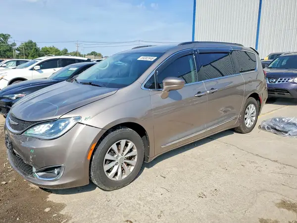 2C4RC1BG7HR803727 — 2017 Chrysler Pacifica, Задняя часть (Rear End), фото до ремонта