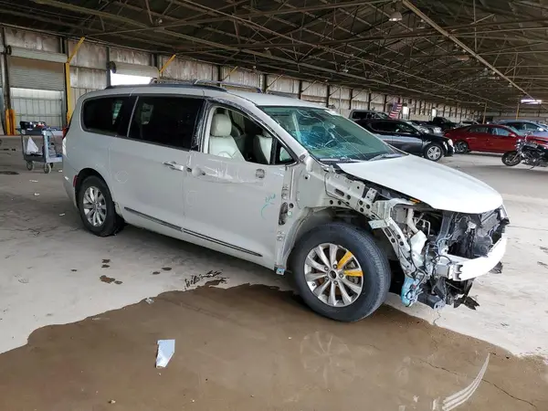 2C4RC1BG2HR702563 — 2017 Chrysler Pacifica, фото 4 с аукциона Copart, Передняя часть