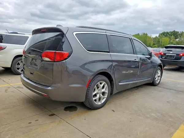 2C4RC1BG5HR528343 — 2017 Chrysler Pacifica, фото 3 с аукциона Copart, Боковая часть