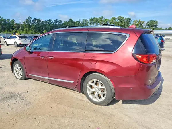 2C4RC1EGXHR614369 — 2017 Chrysler Pacifica, фото 2 с аукциона Copart 28.09.2026, Передняя часть