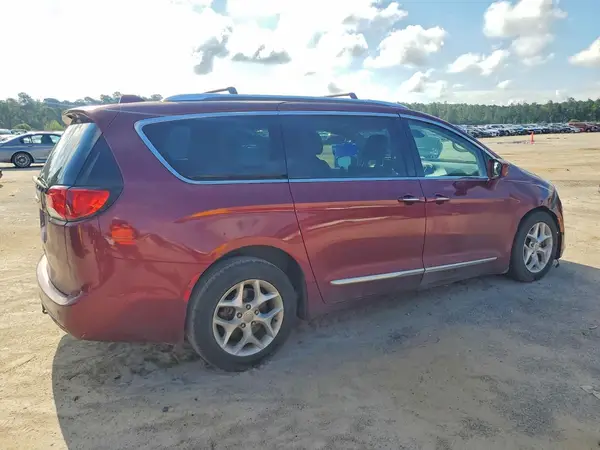 2C4RC1EGXHR614369 — 2017 Chrysler Pacifica, фото 3 с аукциона Copart 28.09.2026, Передняя часть