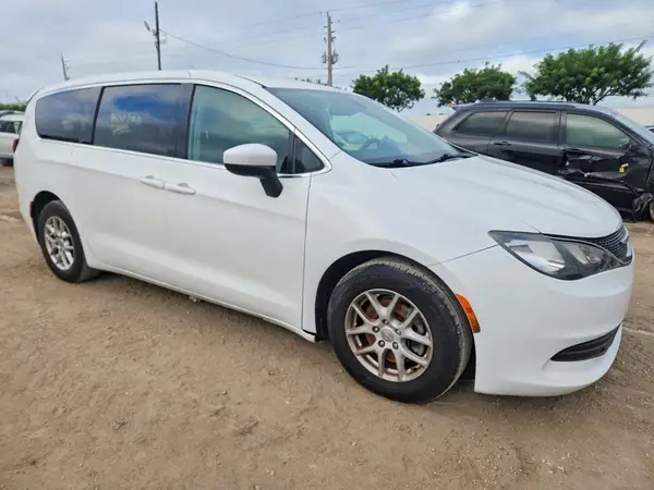 2C4RC1CGXHR598077 — 2017 Chrysler Pacifica, фото 4 с аукциона Copart 07.10.2026, Задняя часть