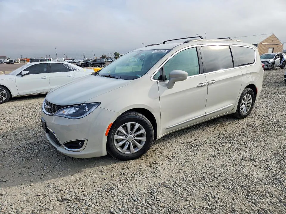 2017 Chrysler Pacifica VIN 2C4RC1BG0HR553652 фото 1