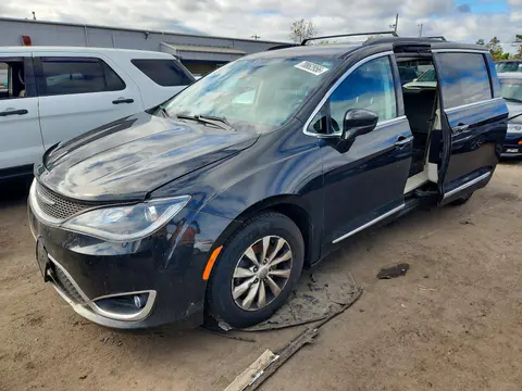 2C4RC1BG8HR705211 — 2017 Chrysler Pacifica, Частичный ремонт (Partial Repair), фото до ремонта