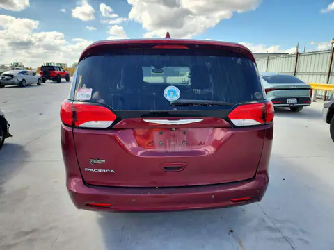 2C4RC1DGXHR522177 — 2017 Chrysler Pacifica, фото 6 с аукциона Copart, Мелкие вмятины и царапины