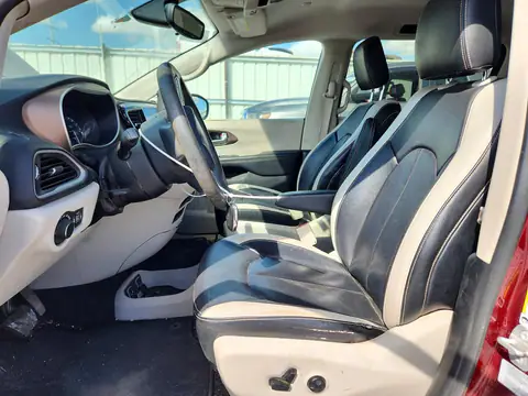 2C4RC1DGXHR522177 — 2017 Chrysler Pacifica, Мелкие вмятины и царапины, фото до ремонта