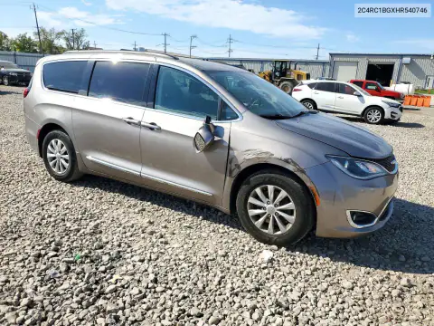 2C4RC1BGXHR540746 — 2017 Chrysler Pacifica, фото 4 с аукциона Copart, Передняя часть