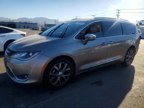 2C4RC1GG5HR653156 — 2017 Chrysler Pacifica, Мелкие вмятины и царапины (Minor Dent/Scratches), фото до ремонта