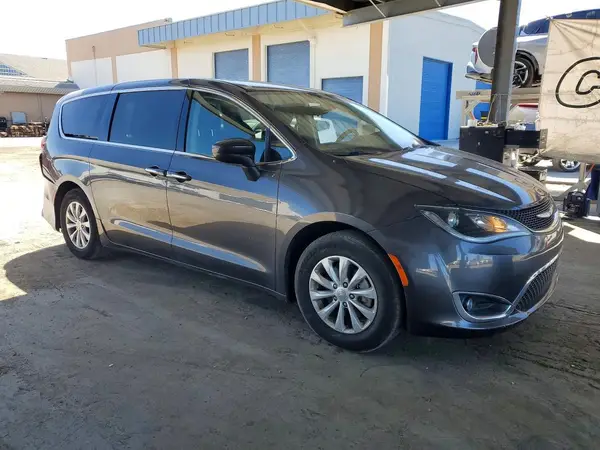 2C4RC1FG4JR278545 — 2018 Chrysler Pacifica, фото 4 с аукциона Copart 29.09.2026, Задняя часть