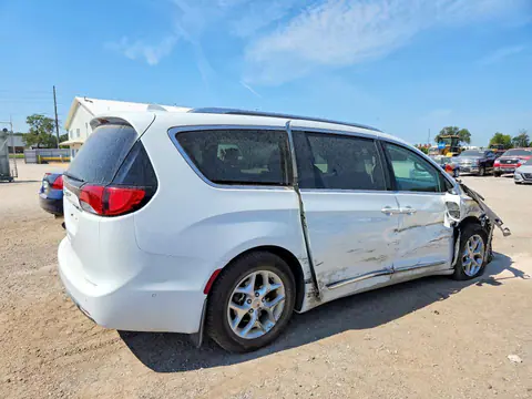2018 CHRYSLER PACIFICA VIN 2C4RC1EG8JR106648 фото 3