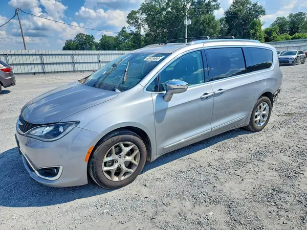 2C4RC1GG4JR232809 Chrysler Pacifica 2018 — повреждение Задняя часть, фото до ремонта