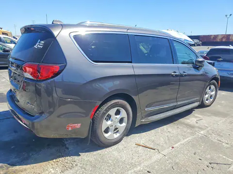 2018 Chrysler Pacifica VIN 2C4RC1L77JR124853 фото 3