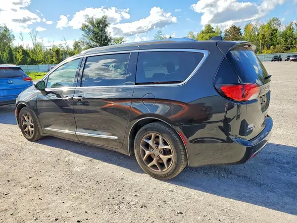 2C4RC1EG7JR227560 — 2018 Chrysler Pacifica, фото 2 с аукциона Copart, Передняя часть