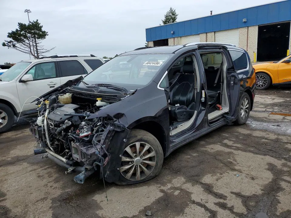 2018 CHRYSLER PACIFICA VIN 2C4RC1BGXJR175331 фото 1
