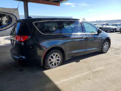 2018 Chrysler Pacifica VIN 2C4RC1DG3JR136237 фото 3