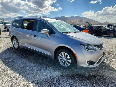 2018 Chrysler Pacifica VIN 2C4RC1BG1JR217403 фото 4
