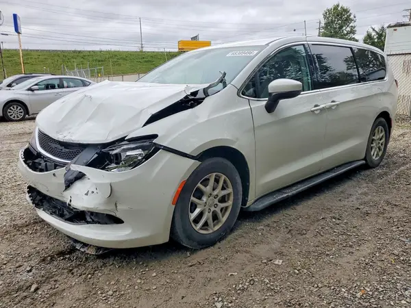 2C4RC1CGXJR257476 — 2018 Chrysler Pacifica, Механические повреждения (Mechanical), фото до ремонта