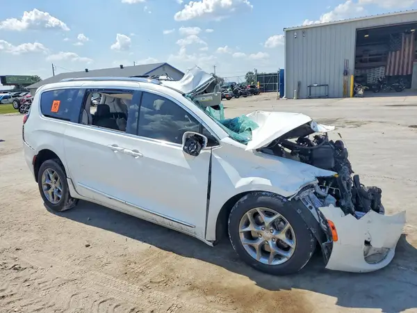 2C4RC1GGXJR272425 — 2018 Chrysler Pacifica, фото 4 с аукциона Copart 12.10.2026, Повреждения со всех сторон