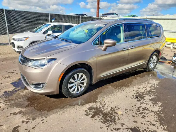 2C4RC1EG1JR110914 — 2018 Chrysler Pacifica, Мелкие вмятины и царапины (Minor Dent/Scratches), фото до ремонта