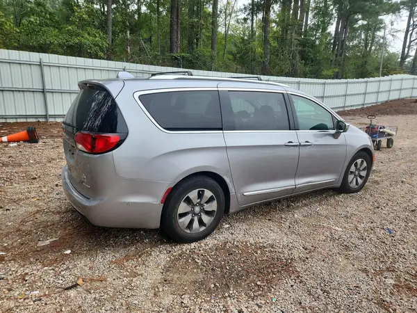 2C4RC1N71JR144867 — 2018 Chrysler Pacifica, фото 3 с аукциона Copart 07.10.2026, Мелкие вмятины и царапины