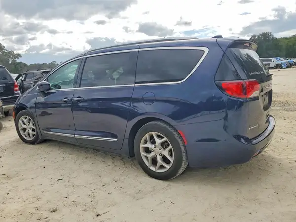 2C4RC1EG2JR113823 — 2018 Chrysler Pacifica, фото 2 с аукциона Copart 06.10.2026, Передняя часть