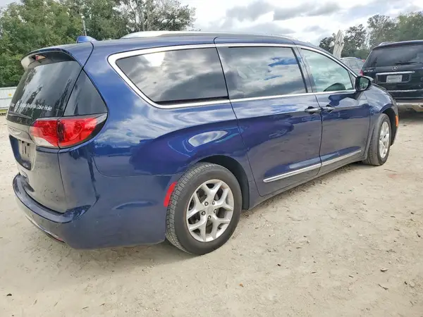 2C4RC1EG2JR113823 — 2018 Chrysler Pacifica, фото 3 с аукциона Copart 06.10.2026, Передняя часть