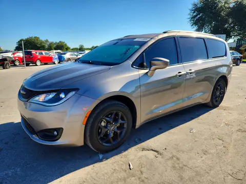 2C4RC1BG4JR287168 — 2018 Chrysler Pacifica, Сторона, фото до ремонта