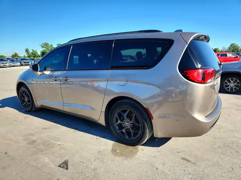 2018 Chrysler Pacifica Touring L VIN 2C4RC1BG4JR287168 фото 2