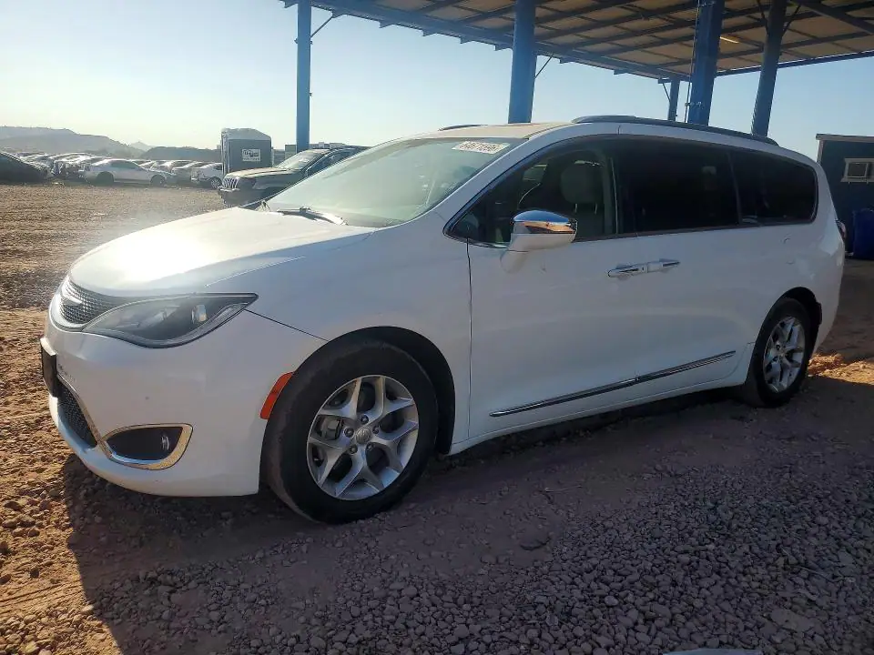 2C4RC1GG5KR730826 Chrysler Pacifica 2019 — повреждение Боковая часть, фото до ремонта