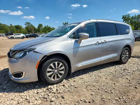 2C4RC1EG4KR594336 — 2019 Chrysler Pacifica, Передняя часть (Front End), фото до ремонта