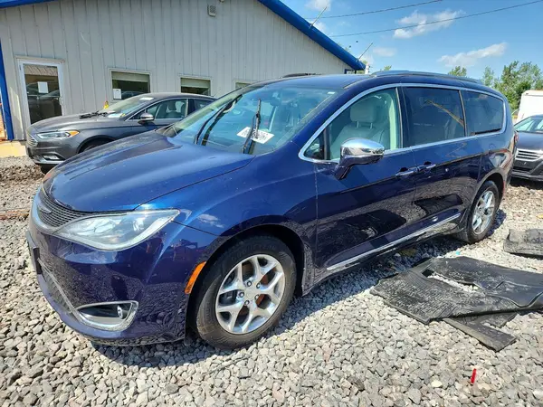 2C4RC1GG2KR574423 — 2019 Chrysler Pacifica, Подтопление (Water/Flood), фото до ремонта
