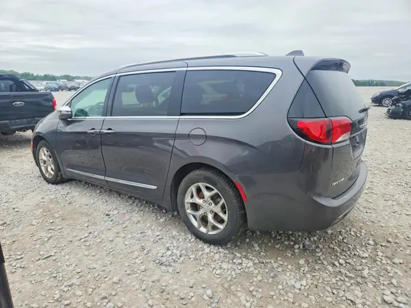 2C4RC1GG0KR737778 — 2019 Chrysler Pacifica, фото 2 с аукциона Copart, Подтопление