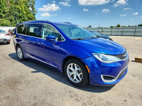 2C4RC1EG1KR549757 — 2019 Chrysler Pacifica, фото 4 с аукциона Copart, Задняя часть