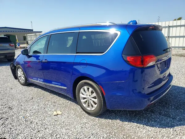 2C4RC1BG7KR652198 — 2019 Chrysler Pacifica, фото 2 с аукциона Copart 05.10.2026, Передняя часть