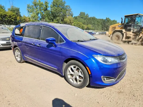 2C4RC1EG2KR522809 — 2019 Chrysler Pacifica, фото 4 с аукциона Copart, Град