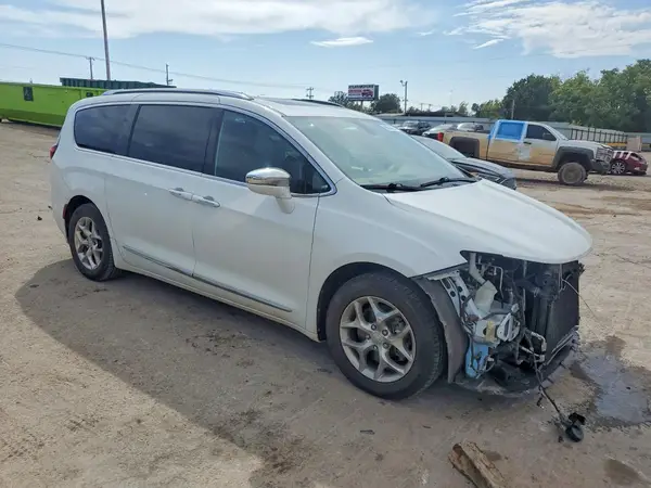 2C4RC1GG2KR587981 — 2019 Chrysler Pacifica, фото 4 с аукциона Copart, Передняя часть