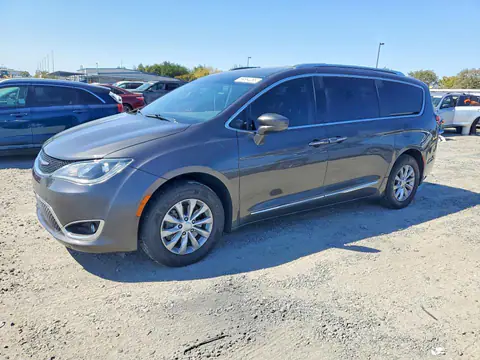 2C4RC1BG6KR596738 — 2019 Chrysler Pacifica, Задняя часть (Rear End), фото до ремонта