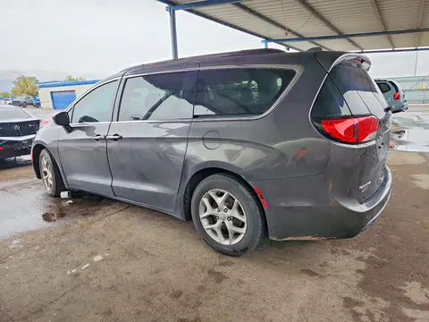 2019 Chrysler Pacifica VIN 2C4RC1FG7KR628655 фото 2
