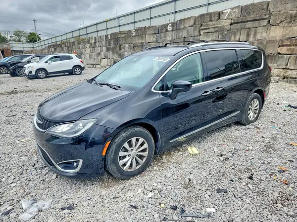 2C4RC1BG5KR651602 — 2019 Chrysler Pacifica, Боковая часть (Side), фото до ремонта