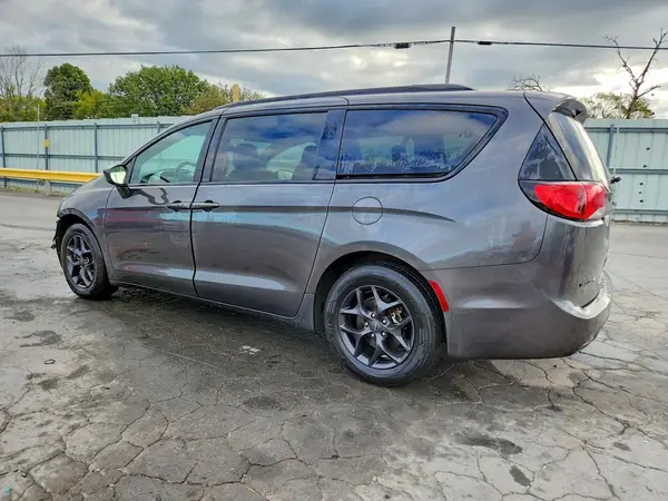 2019 CHRYSLER PACIFICA VIN 2C4RC1BG9KR644068 фото 2
