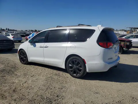 2019 Chrysler Pacifica VIN 2C4RC1GG7KR681659 фото 2