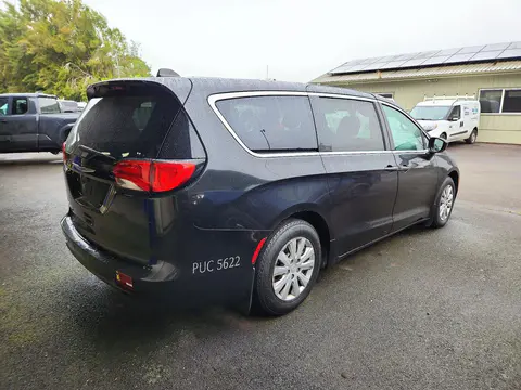 2019 Chrysler Pacifica L VIN 2C4RC1AGXKR555062 фото 3