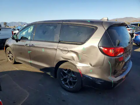 2C4RC1FG8KR605062 — 2019 Chrysler Pacifica, фото 2 с аукциона Copart 14.10.2026, Задняя часть