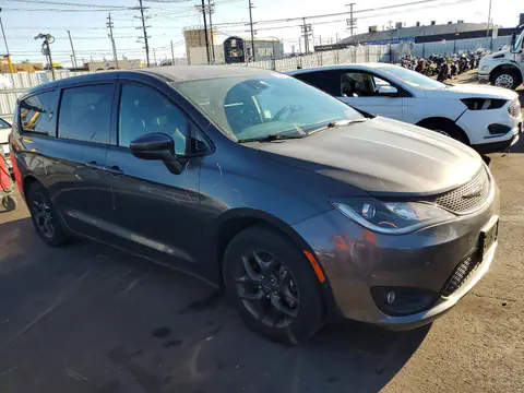 2C4RC1FG8KR605062 — 2019 Chrysler Pacifica, фото 4 с аукциона Copart 14.10.2026, Задняя часть