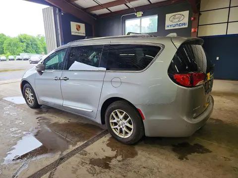 2020 Chrysler Pacifica VIN 2C4RC1BG8LR276905 фото 2