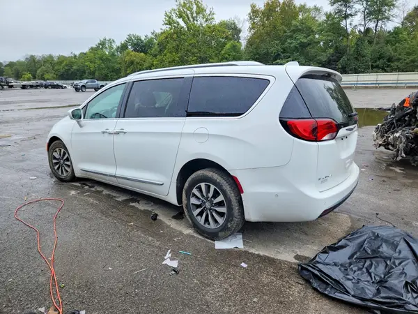 2C4RC1EG7LR149946 — 2020 Chrysler Pacifica, фото 2 с аукциона Copart, Передняя часть
